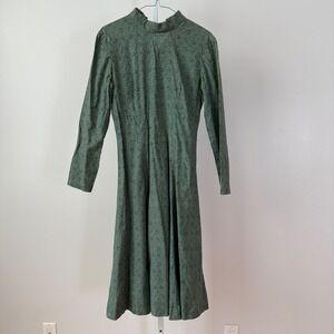Vintage Green Floral Mock Neck sz 8 Long Sleeve Midi Dress Cottage Amish Pilgrim